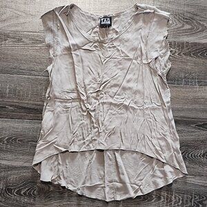 ☀️TAG hi-low Blouse☀️